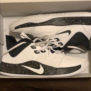 Pg 3 white